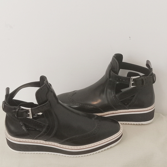 Zara Basic Black Patent Vegan Leather Wingtip Platform Buckle Ankle Boots Sz 7.5 - Picture 2 of 8